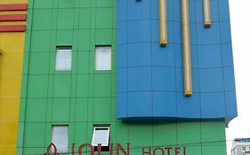 Hotel Jolin Makassar Exterior photo