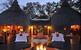 Hoyo Hoyo Safari Lodge Mluwati Concession Exterior photo