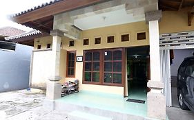 Morotai Camp Hostel (Adults Only) Denpasar  Exterior photo