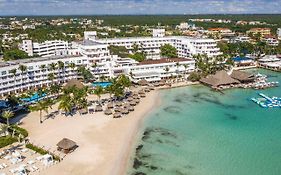 Be Live Experience Hamaca Beach Hotel Boca Chica Exterior photo