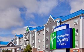 Holiday Inn Express Calgary South, An Ihg Hotel Exterior photo