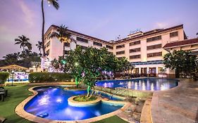 Sun-N-Sand Mumbai Juhu Beach Hotel Exterior photo