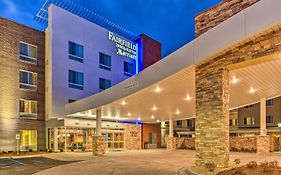 Fairfield Inn & Suites By Marriott St. Louis Westport Maryland Heights Exterior photo