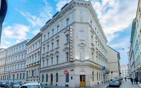 Koruna Hotel Prague Exterior photo