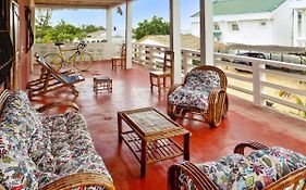 Sea View Apartment In Majunga 90 M² Beautiful Terrace Mahajanga Exterior photo