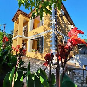 Hotel Alley Martvili Exterior photo