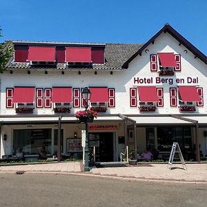 Hotel Berg En Dal Epen Exterior photo