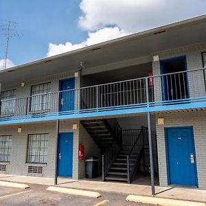 American Inn & Suites Russellville Exterior photo