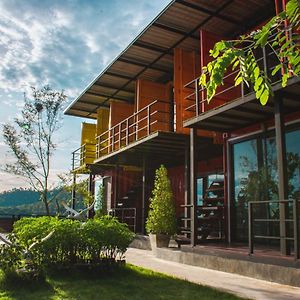 Inbox Living Rimkhong Hotel Chiang Khan Exterior photo