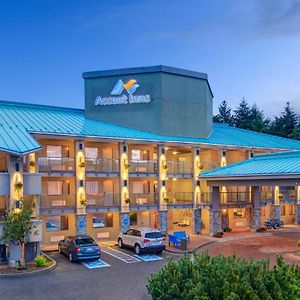 Accent Inns Kelowna Exterior photo