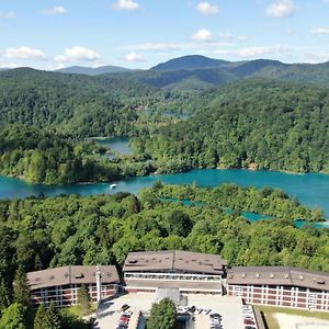 Hotel Jezero Plitvicka Jezera Exterior photo