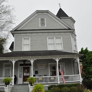 Trowell Historic Inn Jesup Exterior photo