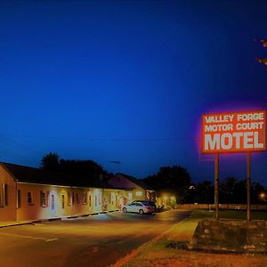 Valley Forge Motor Court Motel Wayne Exterior photo