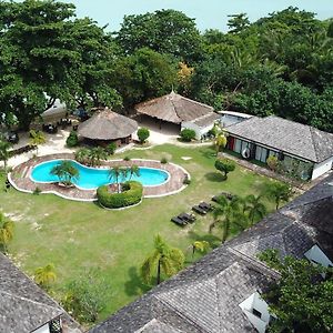 The Reef Resort Koh Kradan Exterior photo