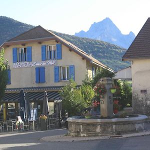 Hotel L'Envie Des Mets Lus-la-Croix-Haute Exterior photo