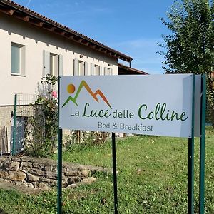 La Luce Delle Colline Bed & Breakfast Serravalle delle Langhe Exterior photo