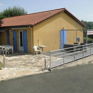 La Maison Provencale Apartment Unieux Exterior photo