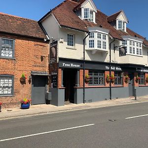 The Half Moon Inn Woking Exterior photo