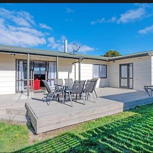 Aroha Nui Rotorua Villa Exterior photo