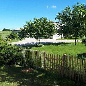 La Roulotte De Glorit Villa Bourg-sur-Gironde Exterior photo