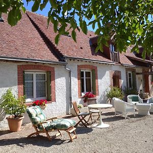 B&B Ferme De La Rouzannerie Pour 2 Ou Famille Lanneray Exterior photo