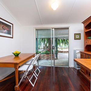 Camellia Cottage - Pet Friendly - Kwinana Medina Exterior photo