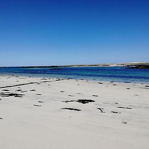 The Fisherman'S Snug Self Catering North Uist Bed & Breakfast Paible Exterior photo