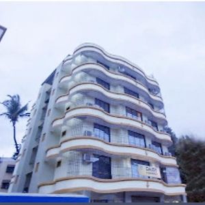 Daisy Residency Hotel Mumbai Exterior photo