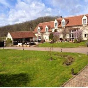 Maison Spacieuse Avec Jacuzzi A Saint Georges Sur Baulche Villa Exterior photo