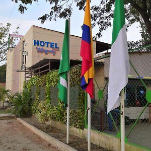 Hotel Campestre Maguey Magangue Exterior photo