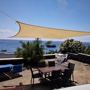 Villa Mareblu Luxury Holiday Apartment Direttamente Sul Mare Stromboli Exterior photo