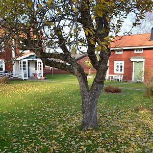 Brunnbaecks Bed & Breakfast, Dalarna Bed & Breakfast Krylbo Exterior photo