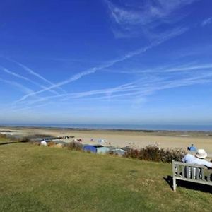 Seven Seas Beach Retreat Studio Flat Apartment Birchington-on-Sea Exterior photo