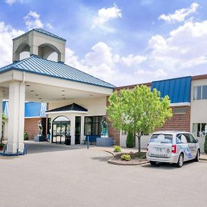 Days Inn Hotel & Conference Center La Crosse Exterior photo