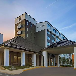 Courtyard Chicago Elmhurst/Oakbrook Area Hotel Exterior photo