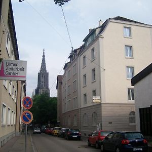 Gastehaus Heigeleshof Bed & Breakfast Ulm Exterior photo