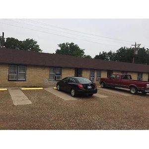 Coronado West Motel Lindsborg Exterior photo