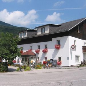 Gaestehaus Duernberger - Klein, Aber Fein - Gemuetliche Zimmer In Ruhiger, Idyllischer Lage Apartment Molln Exterior photo