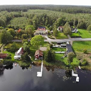 Alebo Pensionat Hotel Unnaryd Exterior photo