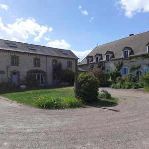 Ferme De La Basse-Cour Bed & Breakfast Gommerville Exterior photo