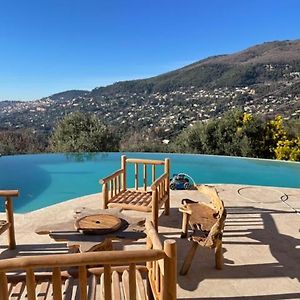 Le Clos Des Senteurs De Chateauneuf De Grasse Hotel Exterior photo