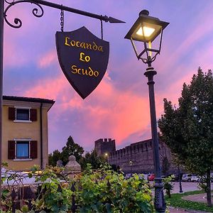 Locanda Lo Scudo Hotel Soave  Exterior photo