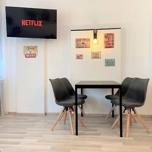 Parkvilla - Ganze Wohnung Mit Netflix Bad Tatzmannsdorf Exterior photo