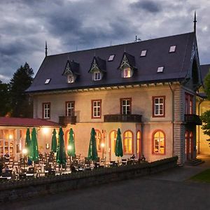 Hotel Mezni Louka Hrensko Exterior photo