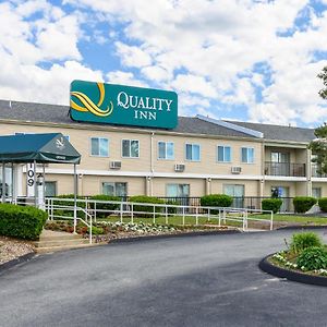 Quality Inn Bourne Exterior photo