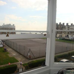 Spencer Court Hotel Ramsgate Exterior photo