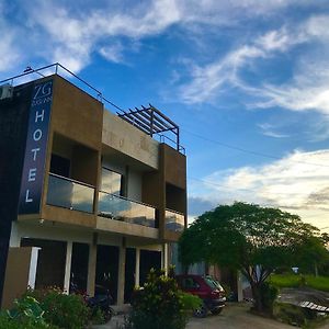 Zugi Inn Hotel Leticia Exterior photo