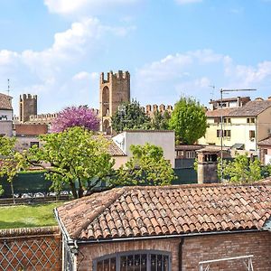 Lovely Apartment In Montagnana With Wifi Exterior photo