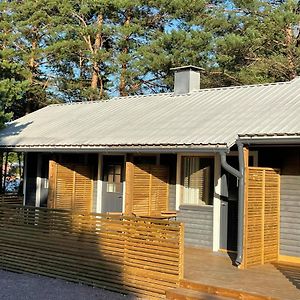 Kaunissaaren Maja Hotel Kotka Exterior photo