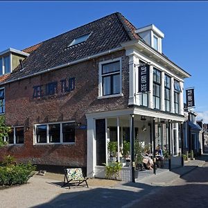 Zee Van Tijd Holwerd Hotel Exterior photo